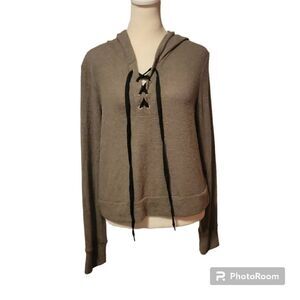 This&More Young Contemporary Lightweight Hoodie Size Medium